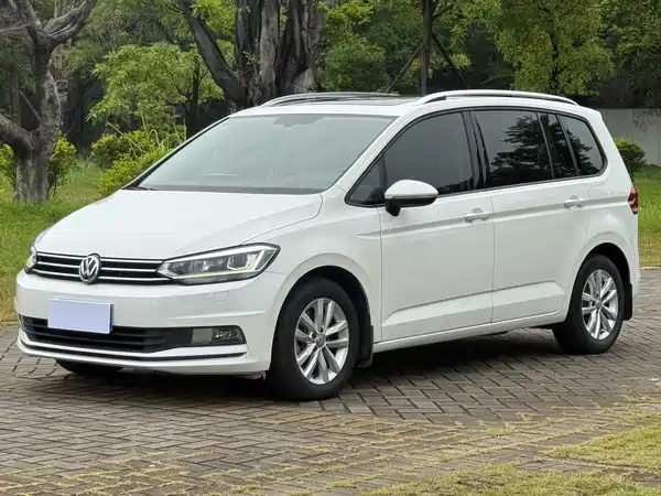 Volkswagen Touran 2016