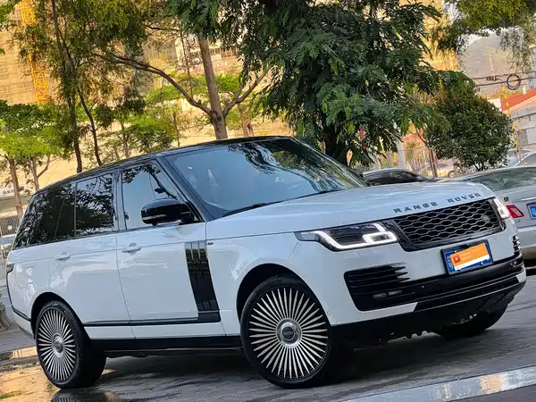 Land Rover Range Rover 2014