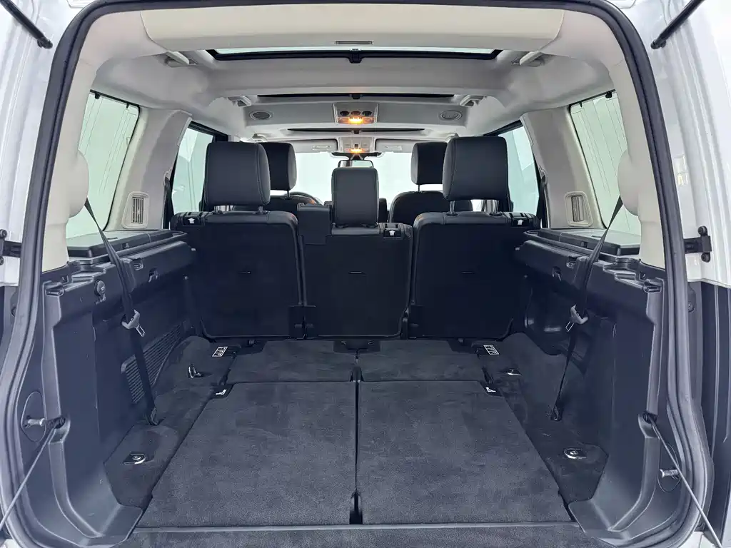 Land Rover Discovery 2016 — фото 12