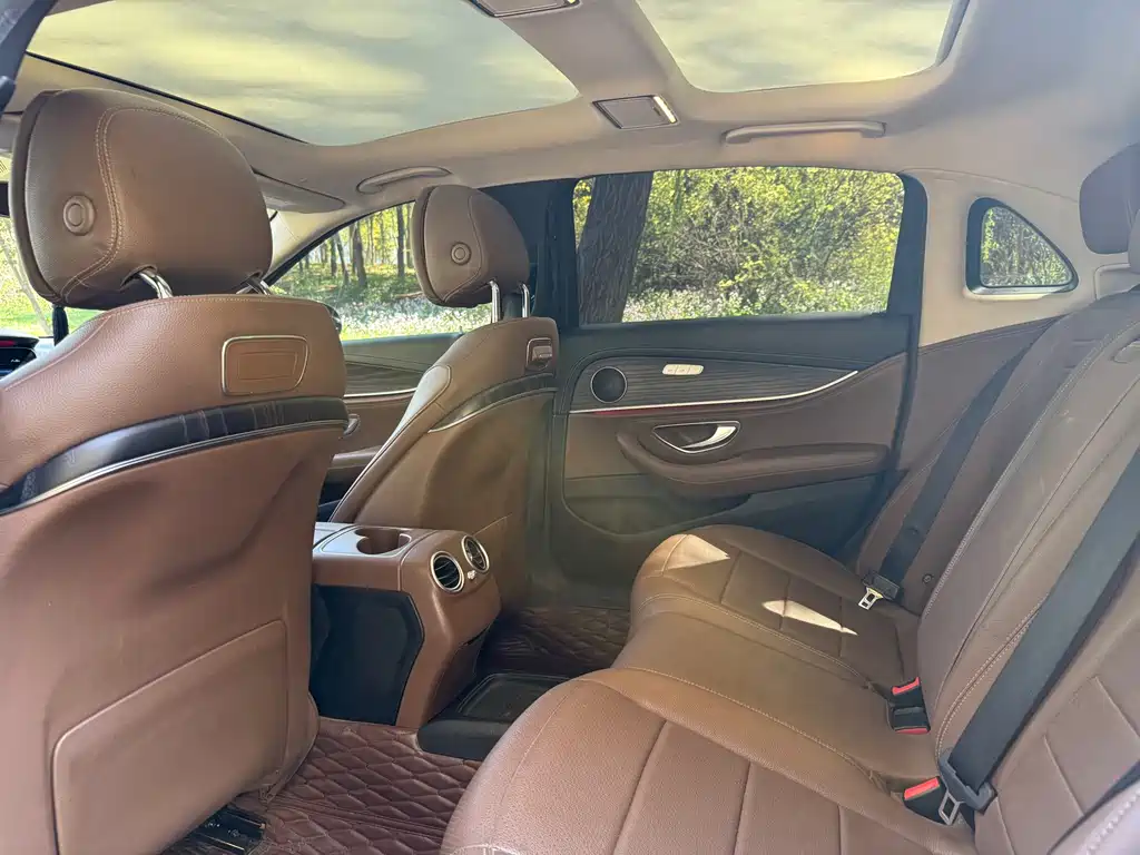 Mercedes-Benz E-Class 2019