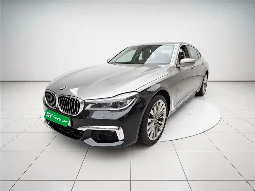 BMW 7 Series 2017 — фото 3