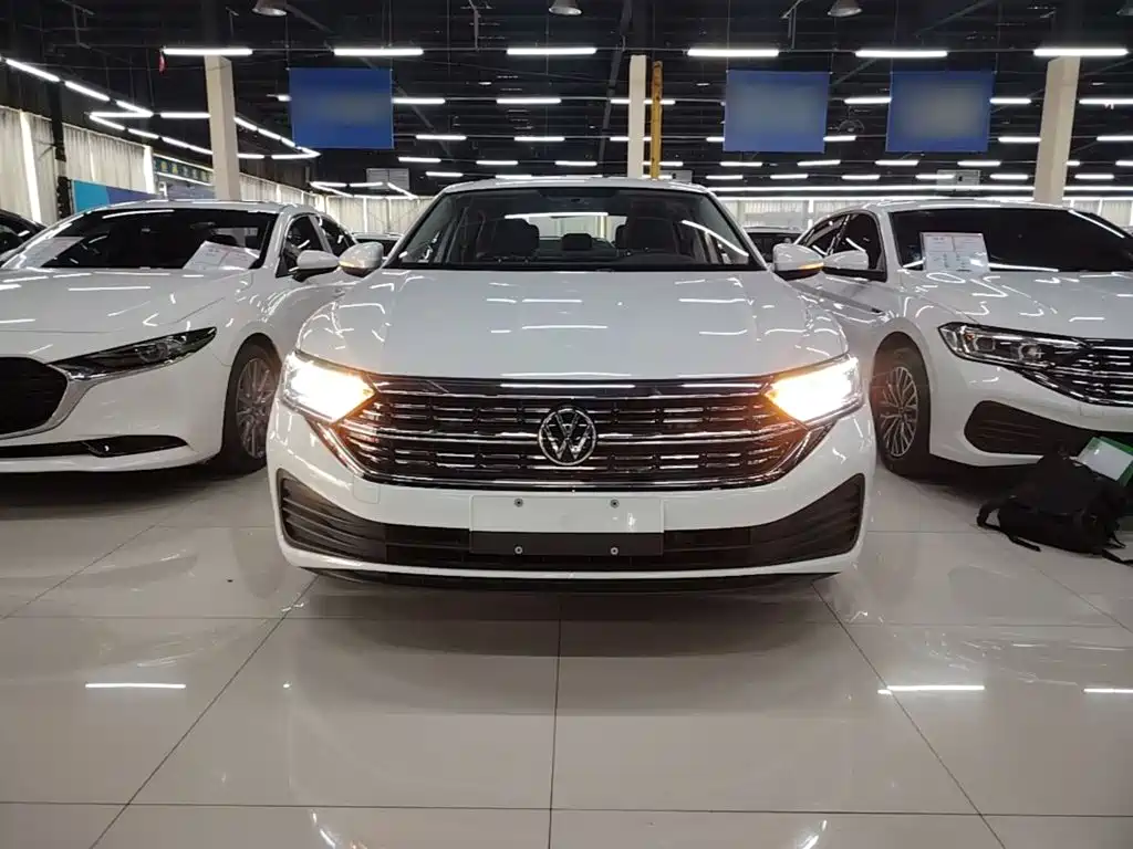 Volkswagen Sagitar 2024