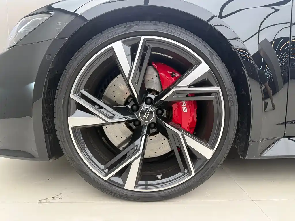 Audi RS 6 2024