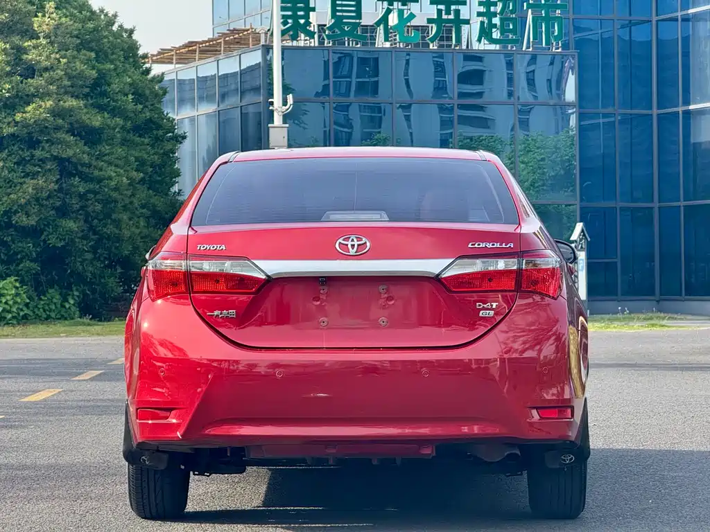 Toyota Corolla 2018 — фото 4
