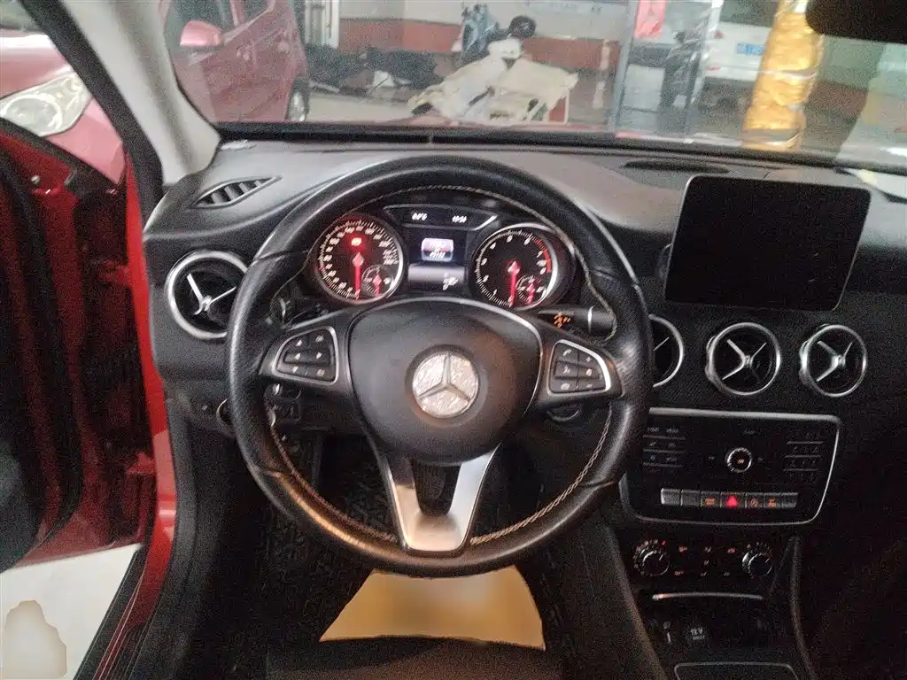 Mercedes-Benz GLA 2018 — фото 7