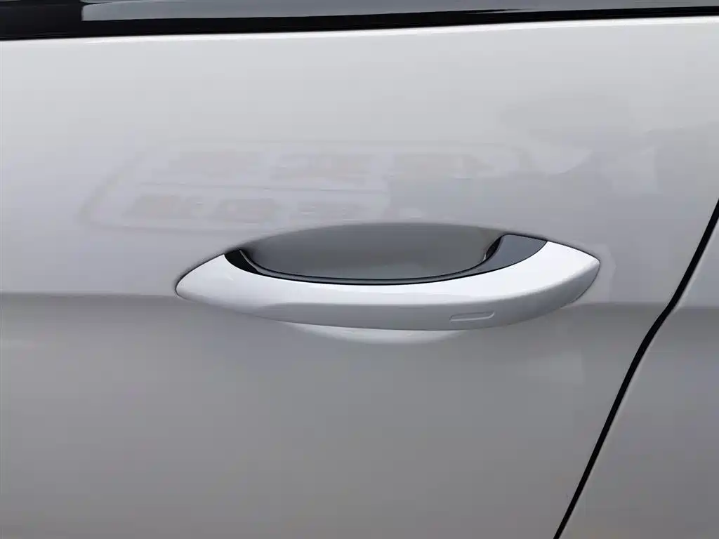Porsche Panamera Hybrid 2023 — фото 18