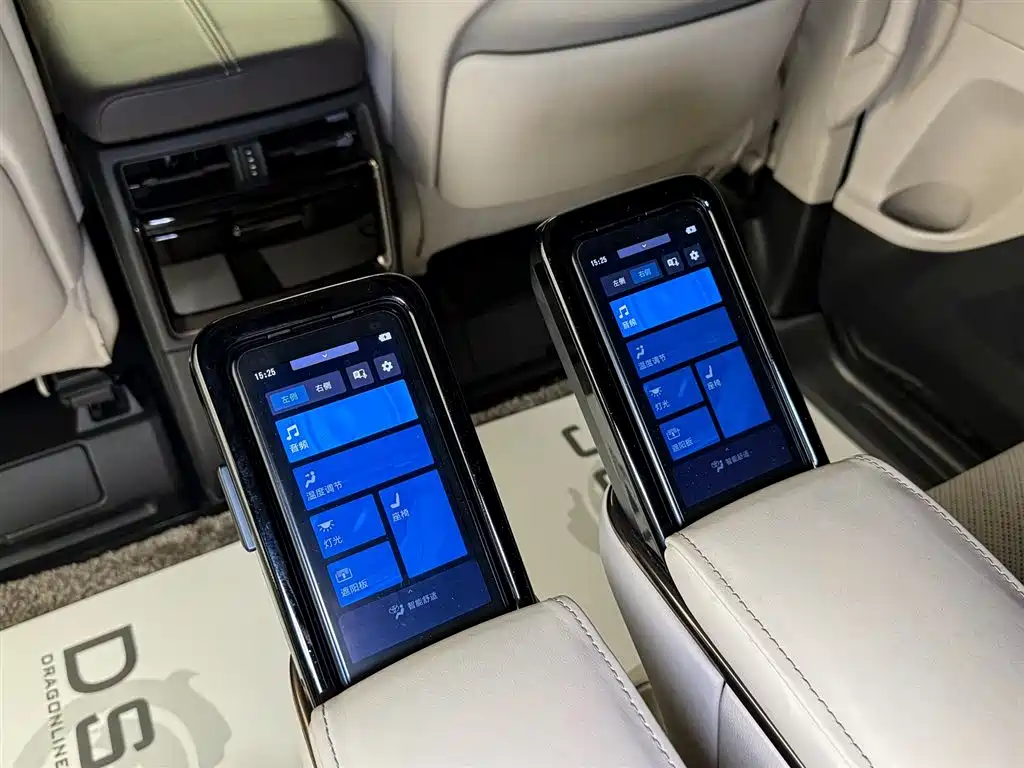 Toyota Alphard 2024 — фото 9