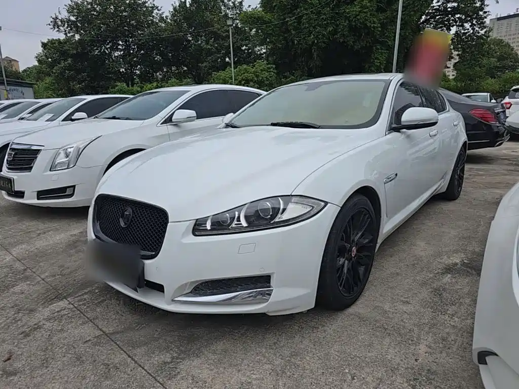 Jaguar XF 2014 — фото 2