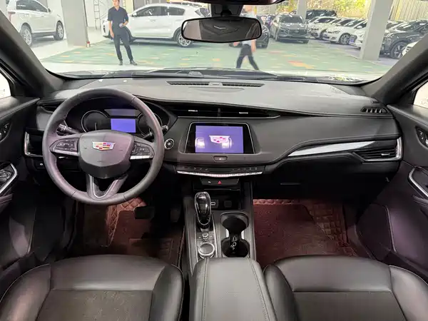 Cadillac XT4 2021