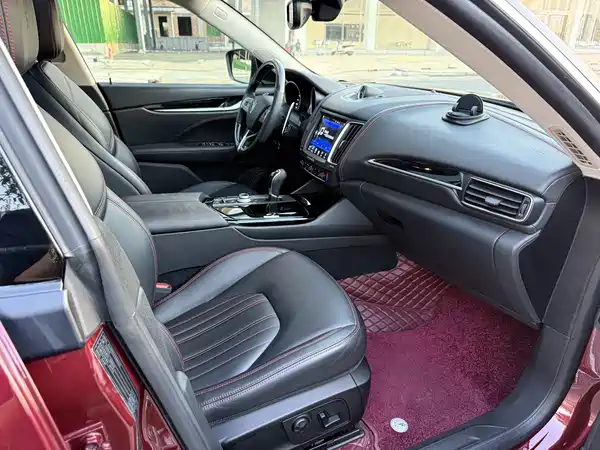 Maserati Levante 2016