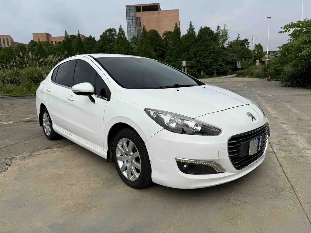 Peugeot 308 2014