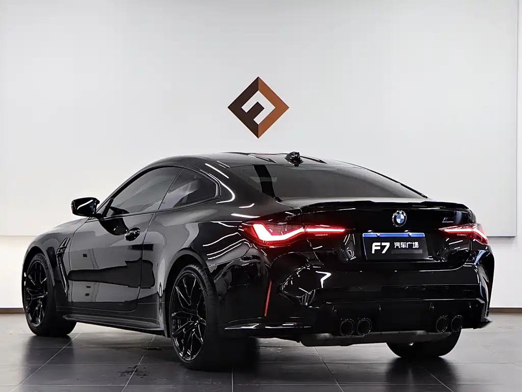 BMW M4 2021