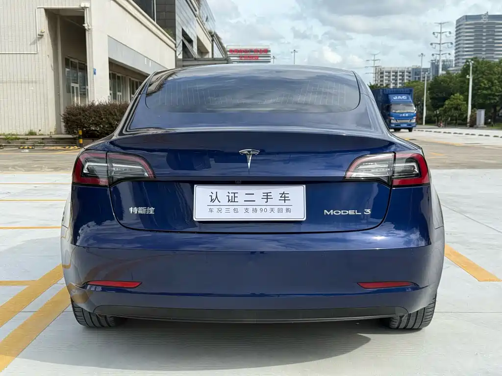 Tesla Model 3 2020 — фото 14