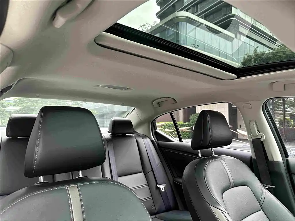 Nissan Sylphy 2023 — фото 21