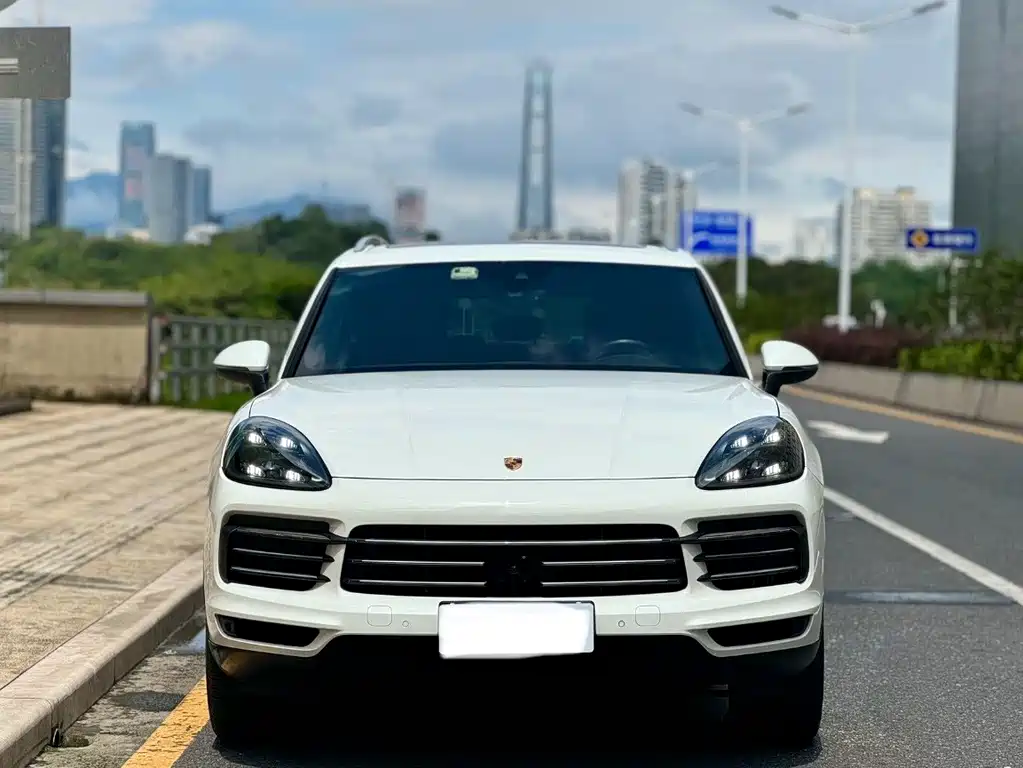 Porsche Cayenne 2018 — фото 2