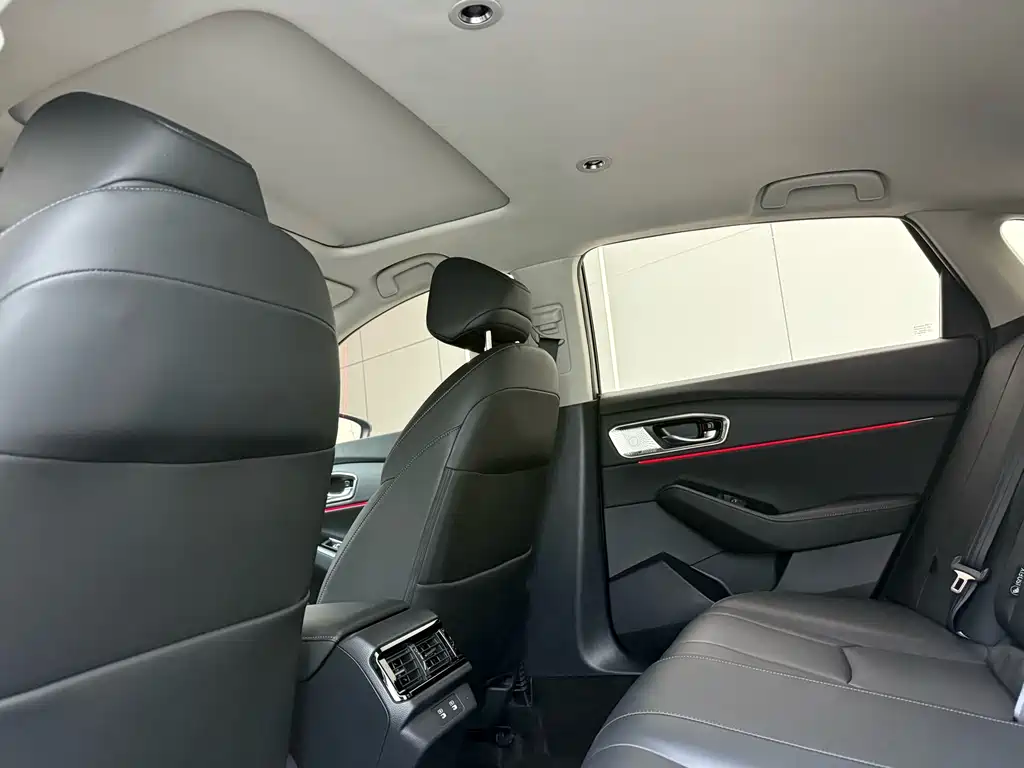 Honda Accord 2025 — фото 10