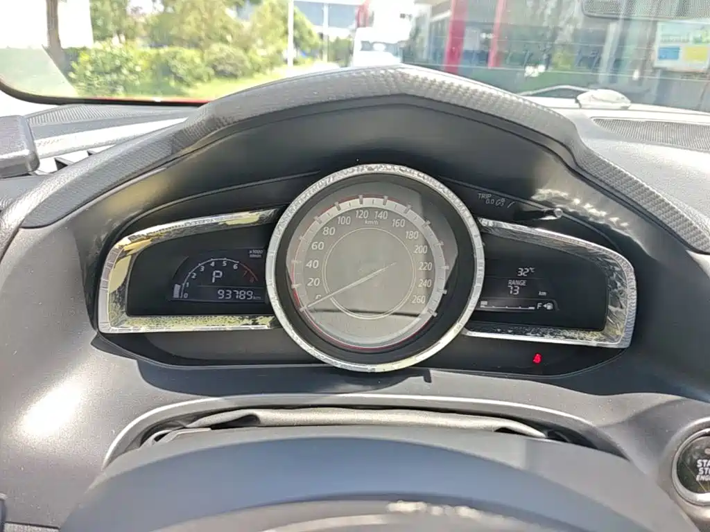 Mazda 3 Angkesela 2016 — фото 12