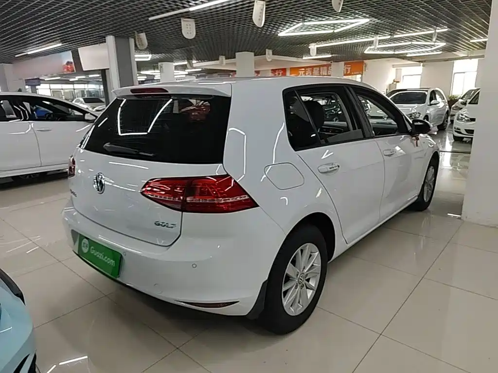 Volkswagen Golf 2014