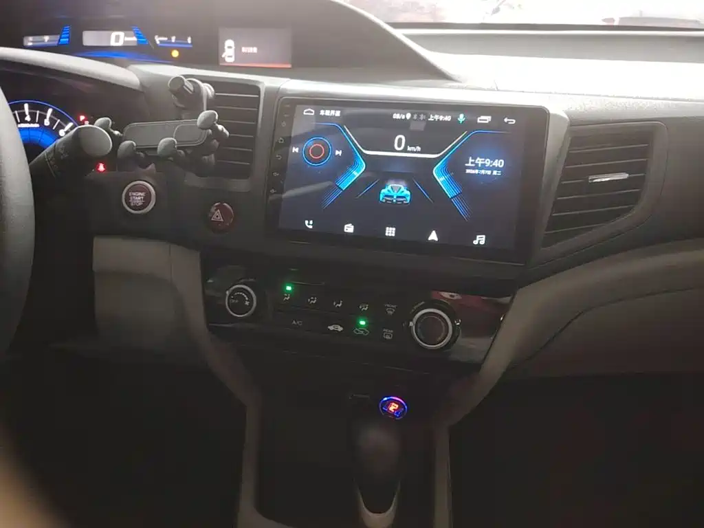 Honda Civic 2016 — фото 13