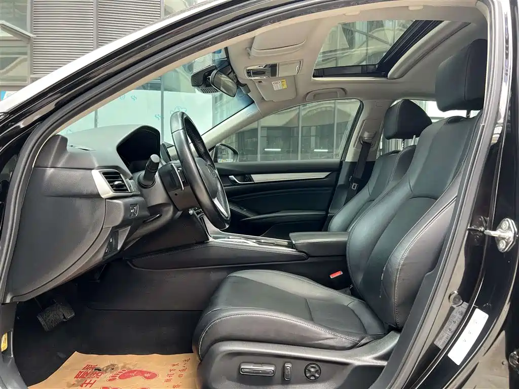 Honda Accord 2022 — фото 22