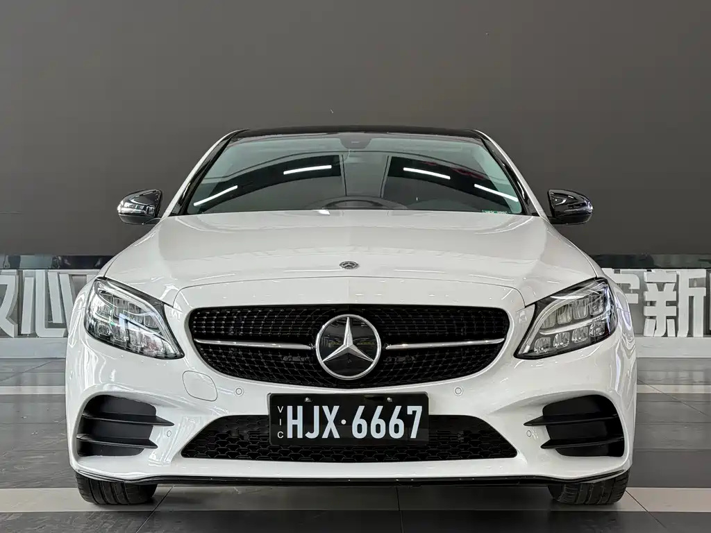 Mercedes-Benz C-Class 2021