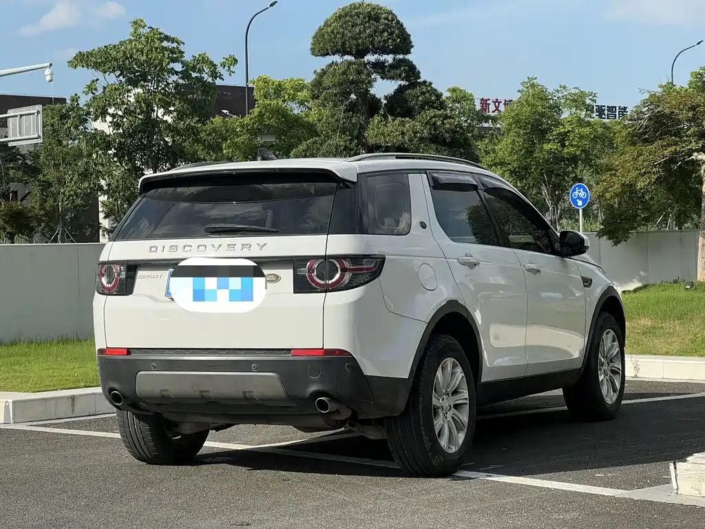 Land Rover Discovery Sport 2018 — фото 8