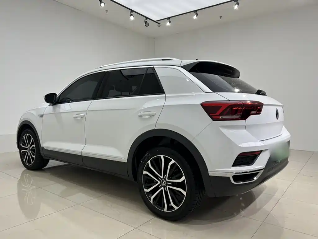 Volkswagen T-Roc 2022 — фото 11