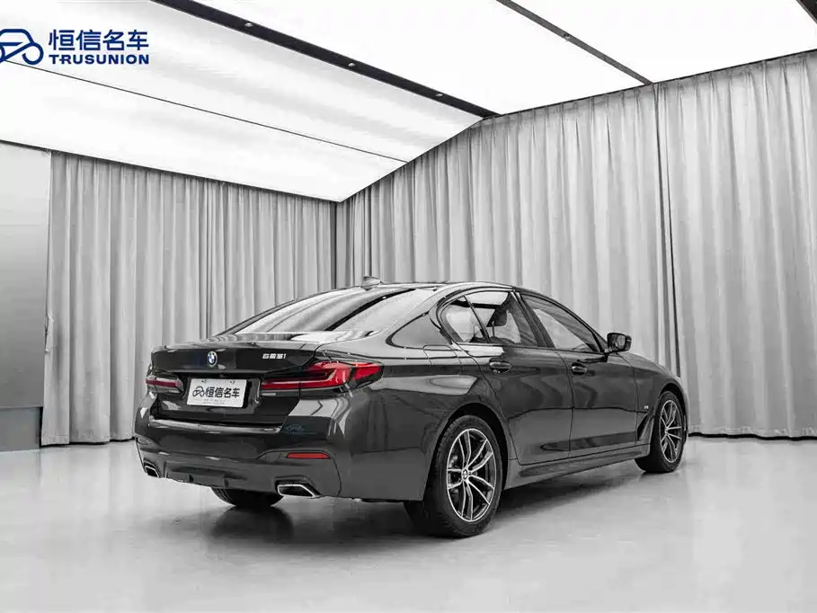 BMW 5 Series 2023