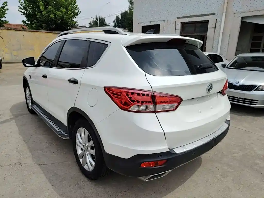 Dongfeng Fengshen AX7 2016 — фото 5