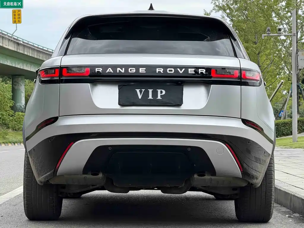 Land Rover Range Rover Velar 2022 — фото 15