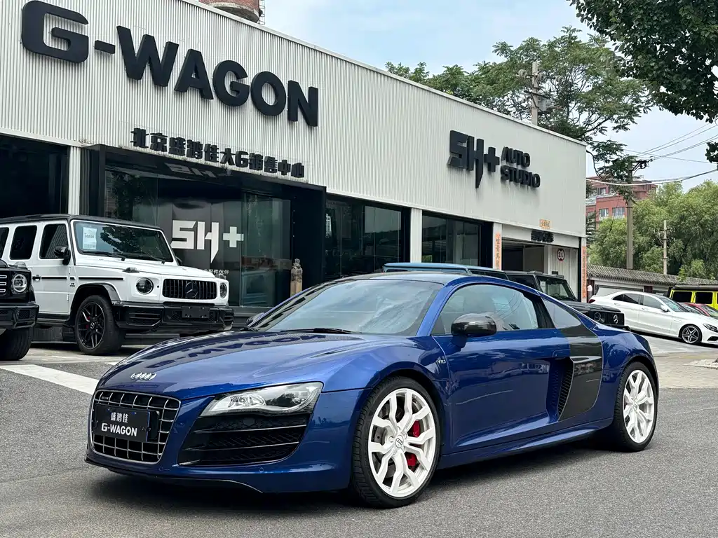 Audi R8 2010