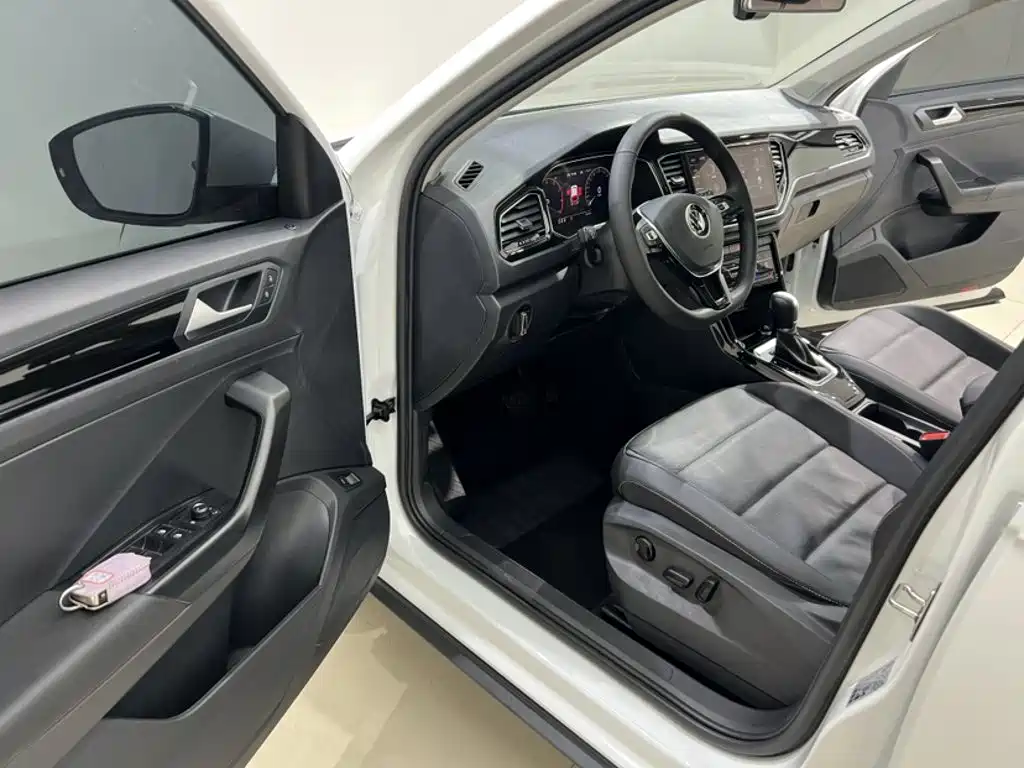 Volkswagen T-Roc 2022 — фото 14