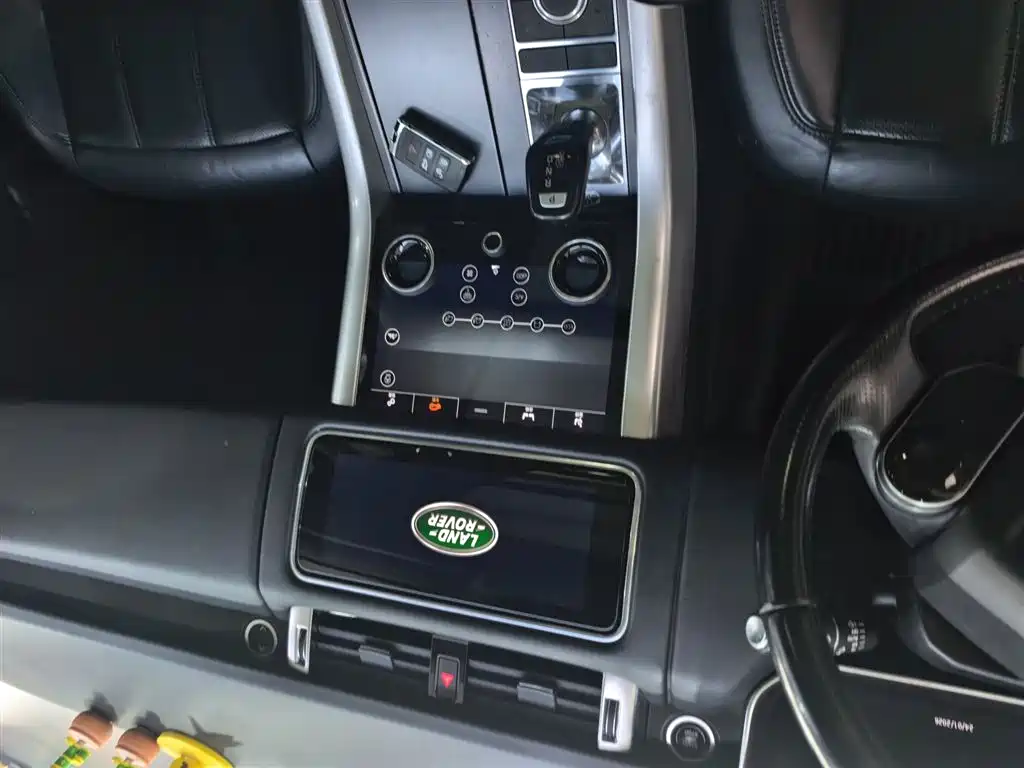 Land Rover Sport 2019 — фото 6