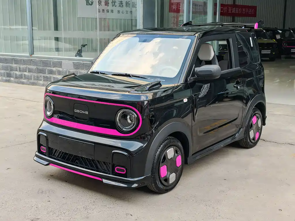 Geely Galaxy Panda 2025 — фото 1