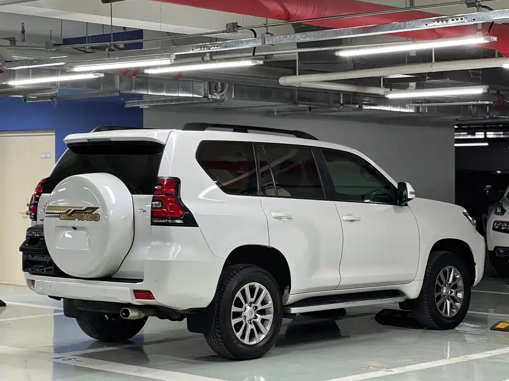 Toyota Prado 2018 — фото 18