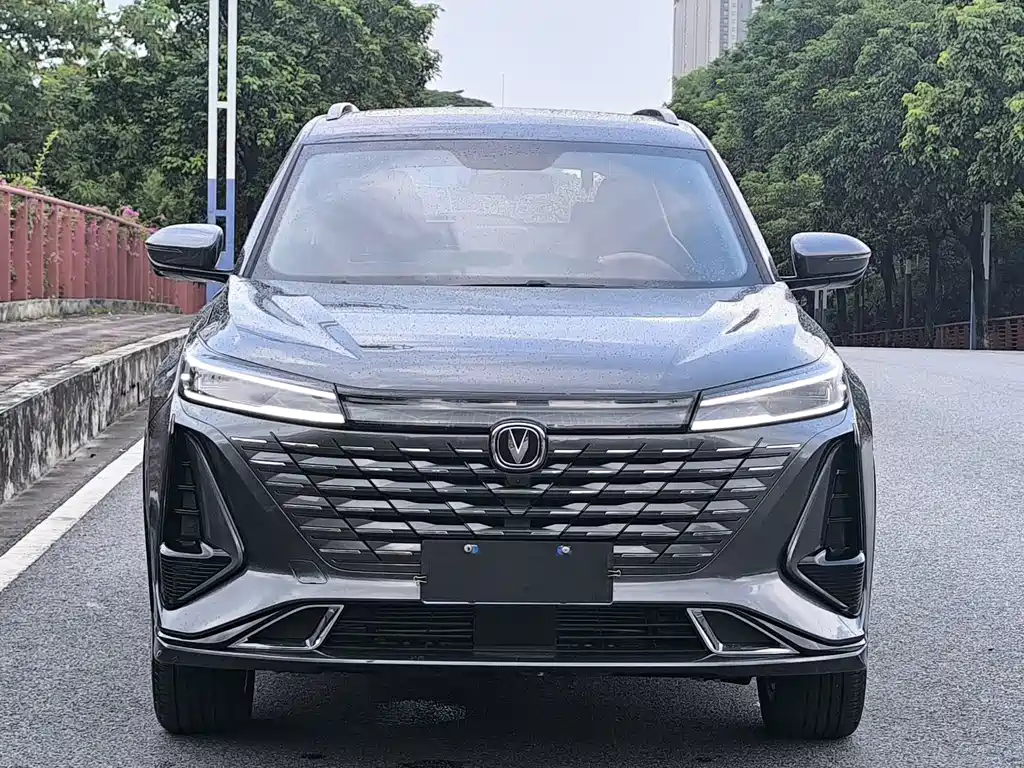 Changan CS75PLUS 2024 — фото 2