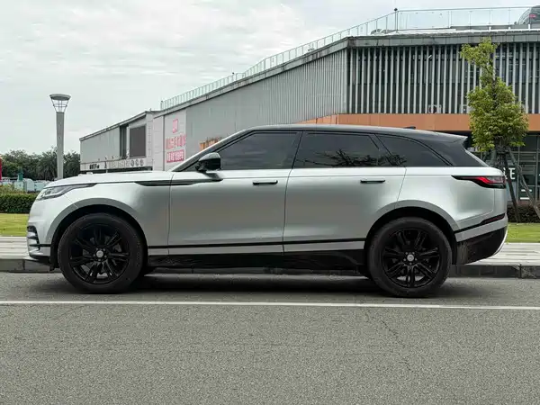 Land Rover Range Rover Velar 2022