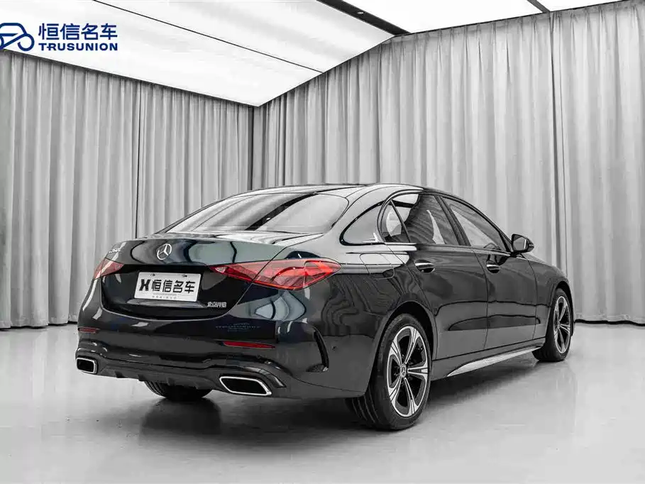 Mercedes-Benz C-Class 2021