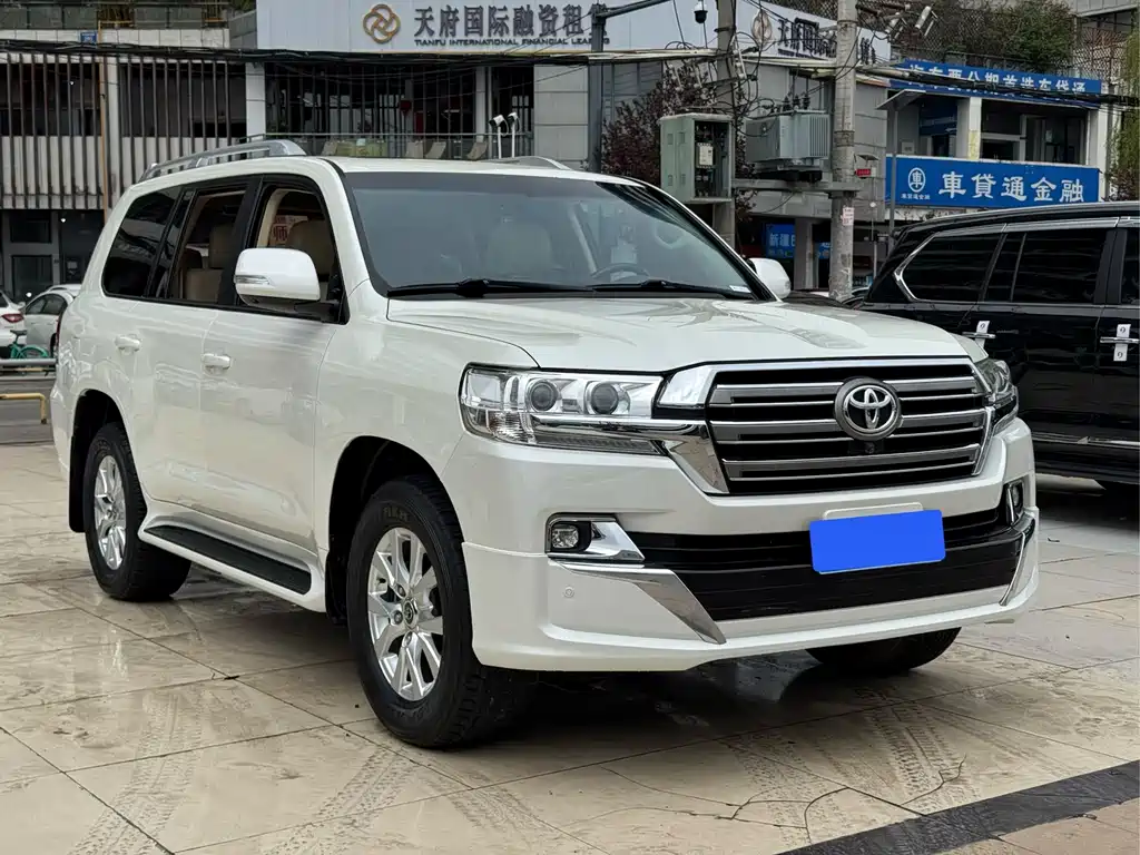 Toyota Land Cruiser 2016 — фото 3