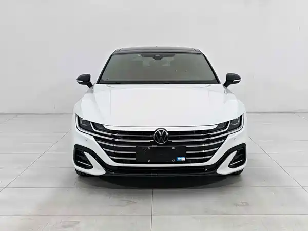 Volkswagen CC 2025