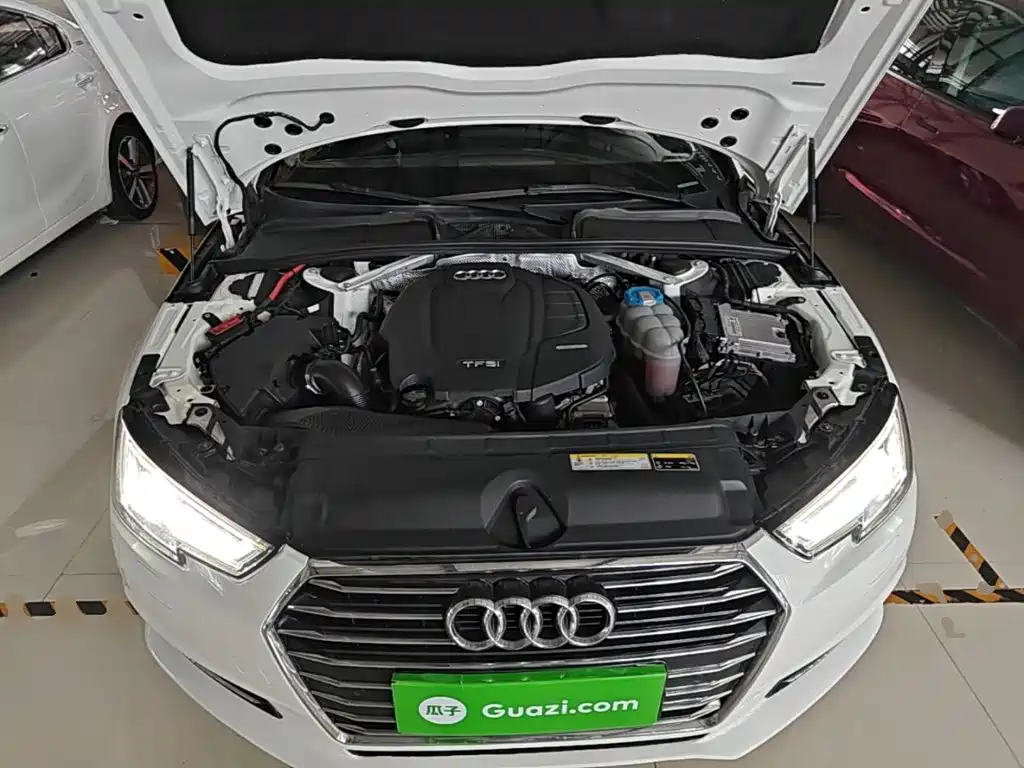 Audi A4L 2017 — фото 16