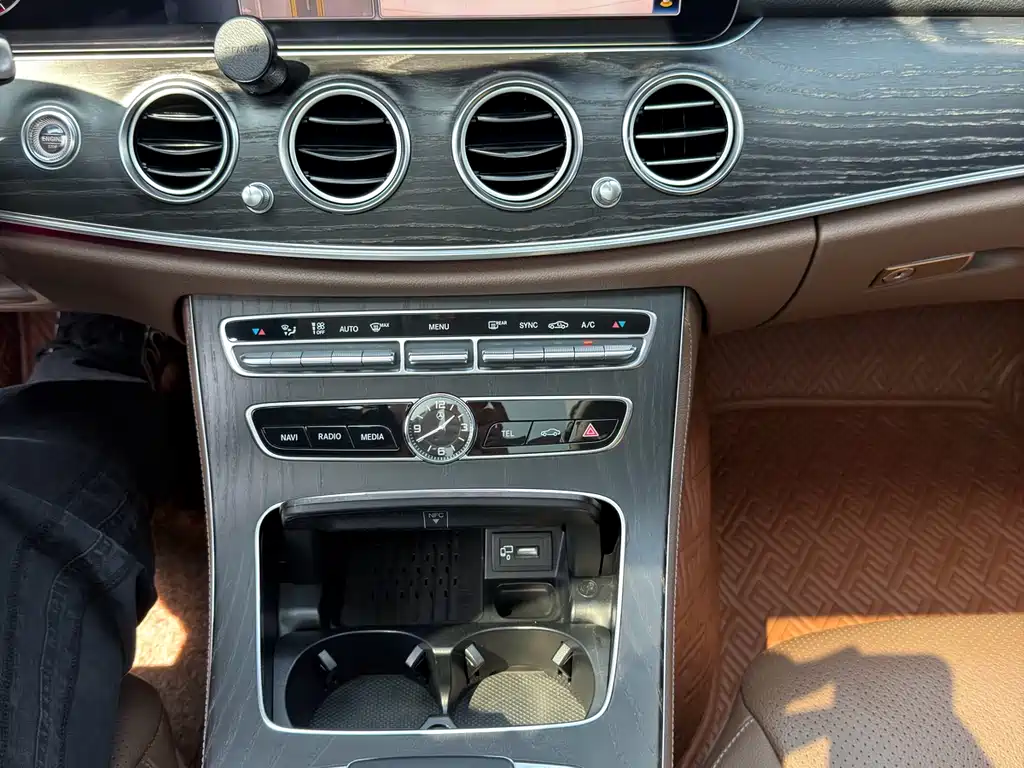 Mercedes-Benz E-Class 2019