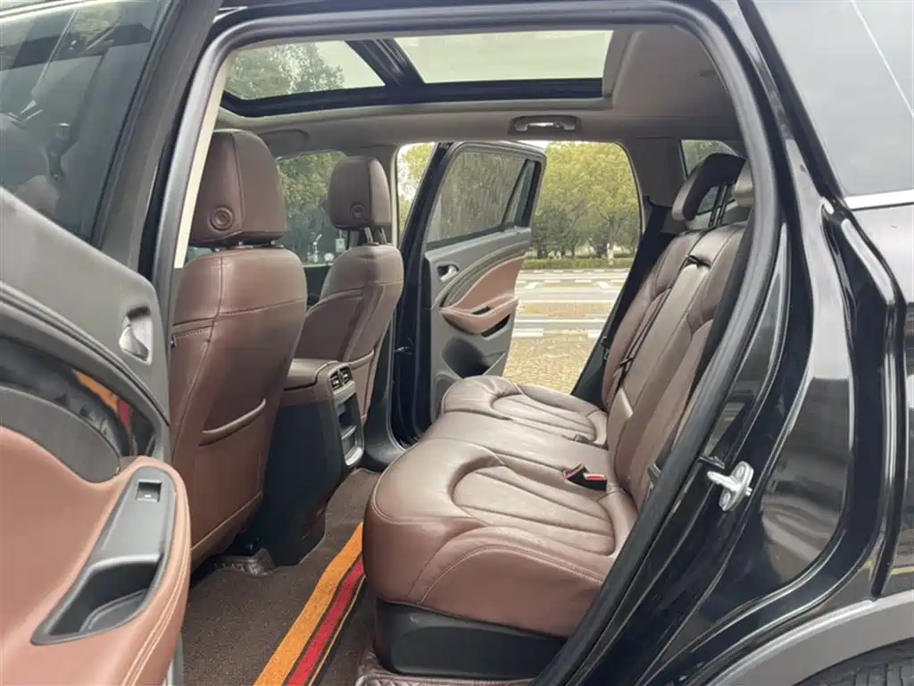 Buick Envision Plus 2021 — фото 11