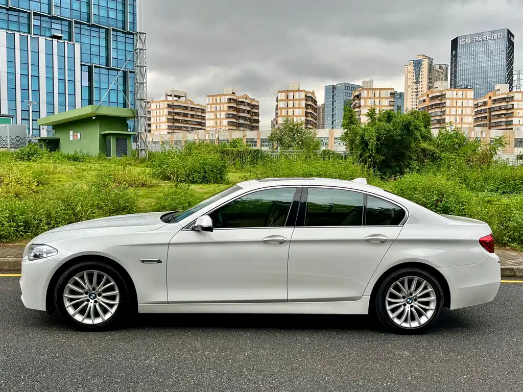 BMW 5 Series 2014 — фото 4