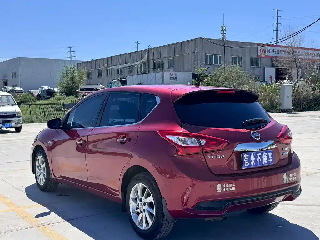 Nissan Tiida 2018 — фото 9