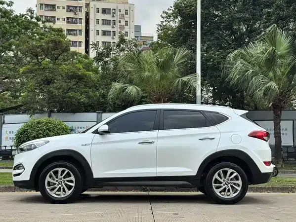 Hyundai Tucson 2015