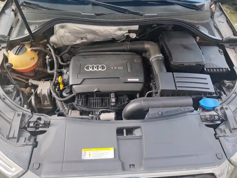 Audi Q3 2018 — фото 10