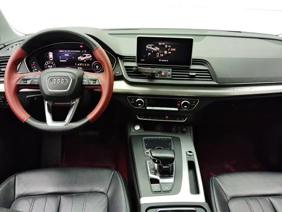 Audi Q5L 2021 — фото 12