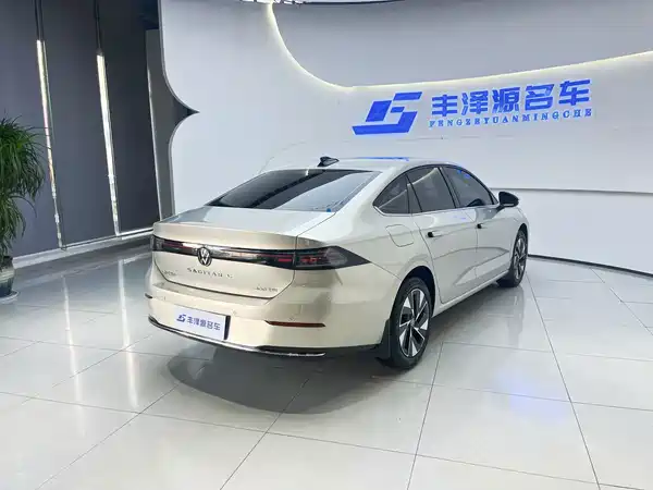 Volkswagen Sagitar 2025