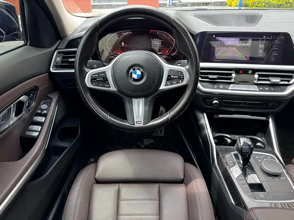 BMW 3 Series 2021 — фото 14